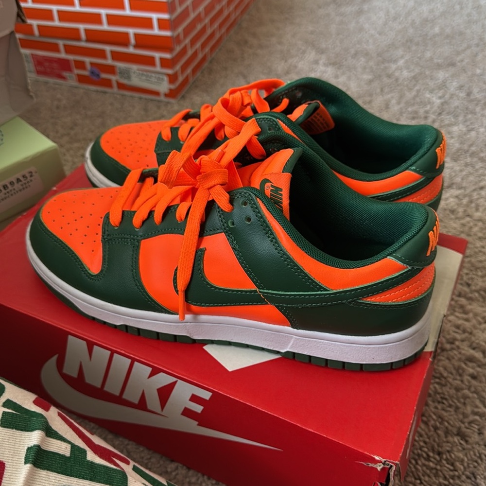 Authentic Miami Dunks